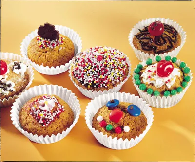 Produktbild von 200 Papier-Muffinförmchen, Ø 5x3 cm