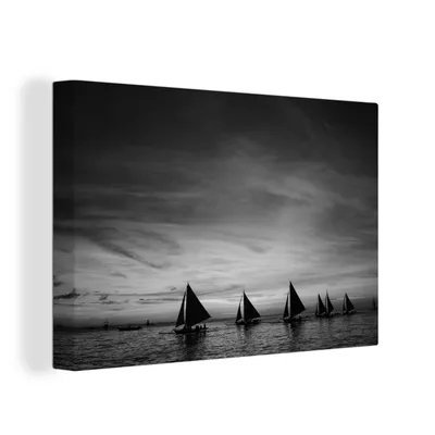 Produktbild von OneMillionCanvasses® - Leinwandbilder - 150x100 cm, Segelboote vor der Küste von Boracay - schwarz und weiß, Wandbilder Kunstdruck Wanddekoration