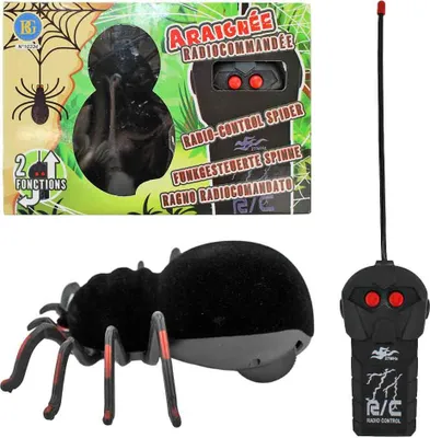 Obrázok produktu pre Diaľkovo ovládaný pavúk čiernej farby - cca 13 cm