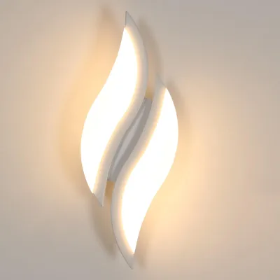 LED-Wandlamp 12W 3000K warmweiß 2000lm 29x10x5cm