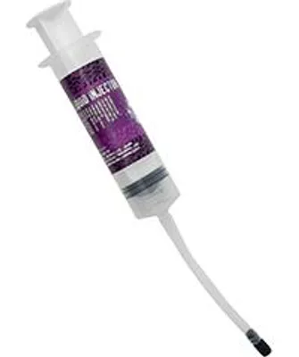 Immagine prodotto di Pompa in plastica per contenitore da 5 litri con anti-foratura Oko. Con quattro adattatori. Compatibile con valvole Schrader e Pres.