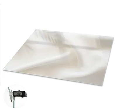Produktbild von Glas Tischplatte 80x60 cm – Tischauflage aus gehärtetem Glas – Glasplatte für Esstisch – Küchentischplatte aus Glas – Tischschutz Glas modern – Dekorative Glasplatte – Pflegeleichte Glastischplatte – Sicherheitsglas Tischplatte – Erstelltes Material, KI-generiertes Bild