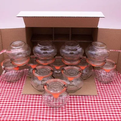 Zdjęcie produktu dla małe szklane butelki o pojemności 250 ml, opakowanie 12 sztuk, do dżemów, przetworów i zapasów