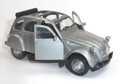 Produktbild von Modellauto Citroen 2CV Ente ca. 1:34 Spritzguss ca. 12cm silber / offen