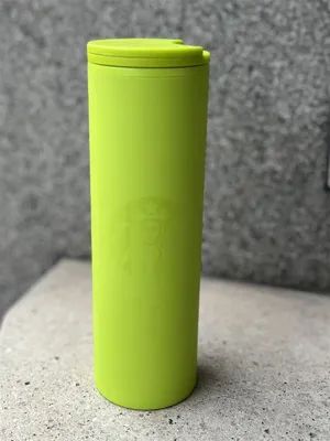 Immagine prodotto di Starbucks Twist-Open Mug Verde chiaro 473ml