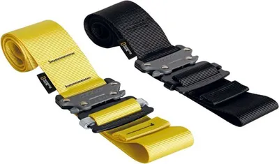 Hüftgürtel Speed Belt von singing rock in gelb und schwarz; aus strapazierfähigem Material mit stabilen Schnallen.