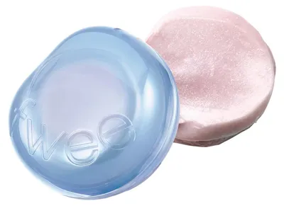 Produktbild von fwee Glowy Jelly Pot | Glänzendes Jelly-Lippen- und Rouge, Schimmerndes Jelly-Balsam, Feuchtigkeitsspendender, aufbaubarer Finish – Zucker-Puder (Schimmer-Balsam) | 0.14 oz