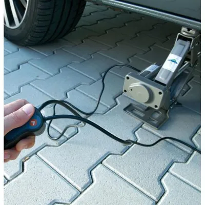 Image de Cric électrique pour voiture 12V