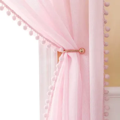 Productafbeelding van Roze raamgordijnen met pluche-ballen, set van 2, 140 x 215 cm, voor woonkamer of kinderkamer
