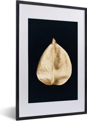 Produktbild von MuchoWow® Gerahmtes Poster Blätter - Schwarz und Gold - Schwarz - Gold - Luxus 40x60 cm - Poster mit Schwarzem Bilderrahmen Wandposter Rahmen Foto Bilder - Poster in Rahmen