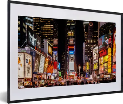 Produktbild von MuchoWow® Gerahmtes Poster Times Square - Werbetafeln - Nacht 60x40 cm - Poster mit Schwarzem Bilderrahmen Wandposter Rahmen Foto Bilder - Schlafzimmer - Plakat in Rahmen - Drucken