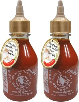 Produktbild von Doppelpack FLYING GOOSE Sriracha (2x 200ml) | scharfe Chilisauce mit extra Knoblauch