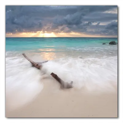 Produktbild von Wallario selbstklebende Möbelfolie/ Tischdecke für Innen und Außen, Größe: 50 x 50 cm - Wellen am Strand bei Sonnenuntergang