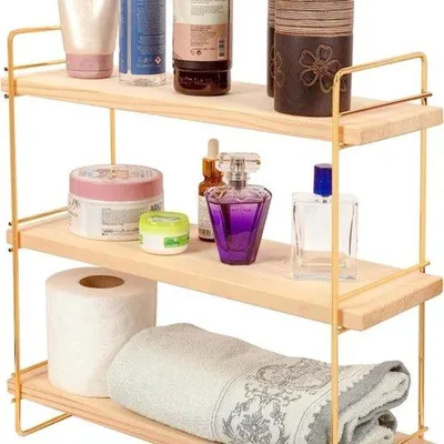 Image de Étagère de rangement en bois et métal doré avec 3 tablettes, étagère de salle de bains, tablette en bois, rangement et organisation pour la salle de bains, le salon et la cuisine