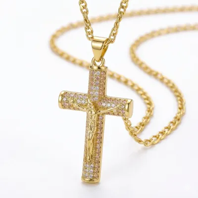 Image de Collier religieux en cuivre avec croix, collier avec pendentif en forme de croix, bijou de cou avec pendentif en forme de croix - SALVATORA