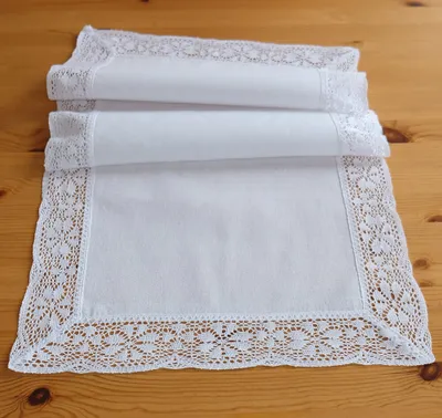 Produktbild von Tischläufer JANA feine Häkelkante Landhausstil Polyester 40 x 90 cm