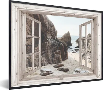 Produktbild von MuchoWow® Gerahmtes Poster Durchblick - Holz - Strand 40x30 cm - Poster mit Schwarzem Bilderrahmen Wandposter Rahmen Foto Bilder - Kunstposter - Wanddekorationen