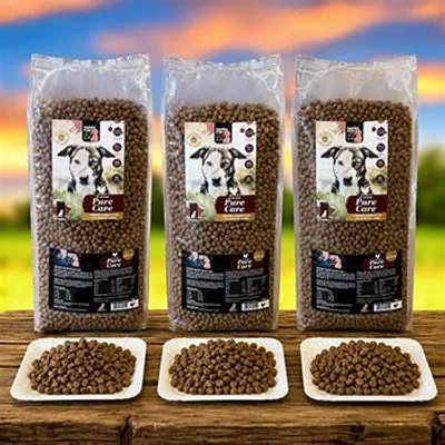 Produktbild von HAPPYFOR Dogs PURE CARE Senior Hundetrockenfutter Geflügel 3 x 3 kg