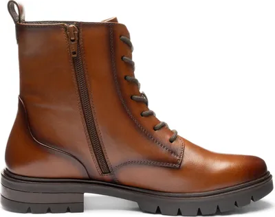 Imagen del producto de Botines de charol