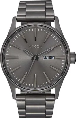 Produktbild von Nixon Sentry Stainless Steel A356-632-00 Herrenarmbanduhr