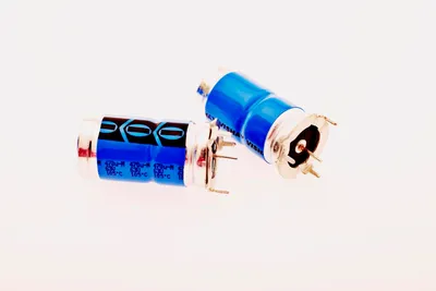 Produktbild von 5x Elko 470µF / 63V 105°C 220uF Ø30x105mm ( 5pcs ) #713889