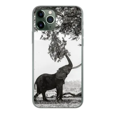 Produktbild von MuchoWow® Handyhülle Schutzhülle Hülle für iPhone 11 Pro Elefant - Baum - Tiere - Schwarz und weiß Silikon Softcase Handy Hülle - Handy