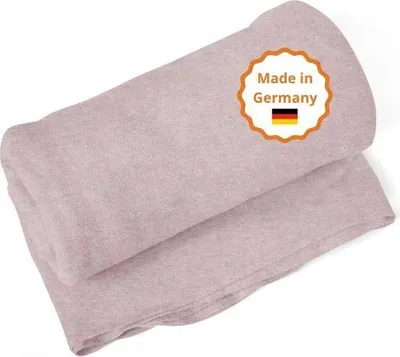 Produktbild von sleepling Kuscheldecke Wohndecke  Germany, Sofadecke, 150 x 200 cm, , waschbar, rosa-hellgrau melange