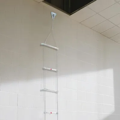 Zdjęcie produktu dla Drabina ratownicza – drabina linowa – długość 5 m – nośność 200 kg – przenośna – do okien i balkonów – ognioodporna