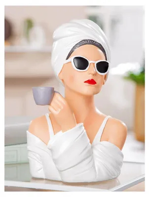 Produktbild von Figur Lady Audrey aus Kunstharz, 28 cm hoch, 19 cm breit, 17 cm tief, weiß, Frauenform