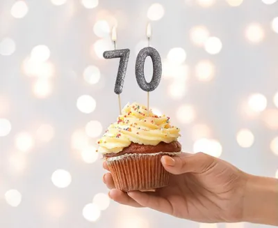 Immagine prodotto di Candela glitterata numero 7 nera