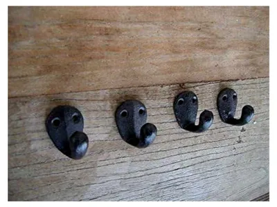 Produktbild von 4er Set kleine Wandhaken aus Gusseisen, braunrostfarben