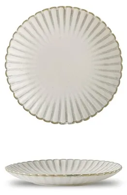 Image de Ensemble de vaisselle en porcelaine pour desserts et plats