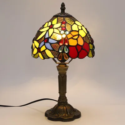 Obrázek produktu pro Stolní lampa Tiffany, vintage, výška 20 cm, stínidlo z barevného skla