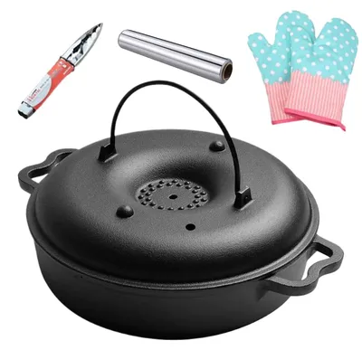 Immagine prodotto di Casseruola in ghisa con coperchio e guanti da forno