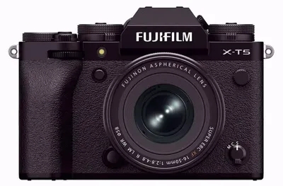 Produktbild von Fujifilm X -T5 + XF 16-50mm F2.8-4.8 R LM WR, 40,2 MP, 7728 x 5152 Pixel, X-Trans CMOS 5 HR, 6.2K, Touchscreen, Schwarz