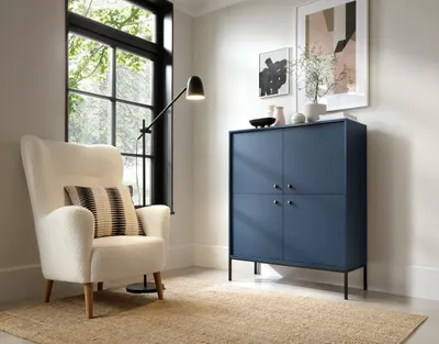 Produktbild von Hohe Kommode MONO MK104 Sideboard mit 4 Türen Highboard Hochschrank Wohnzimmer Dunkelblau mit Schwarze Rahmen