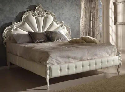 Produktbild von Casa Padrino Luxus Barock Doppelbett Weiß / Silber - Prunkvolles Massivholz Bett im Barockstil - Barock Schlafzimmer & Hotel Möbel - Luxus Qualität -  Italy