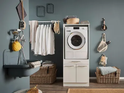 Produktbild von Waschmaschinenumbauschrank >LAUNDREEZY< in weiß - 67,5x162x67,5 (BxHxT)