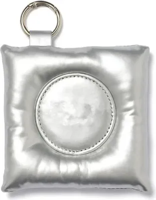 Produktbild von INF Tragbarer Kunstleder Polster Spiegel klein quadratisch 6x6x1 cm Reise Silber