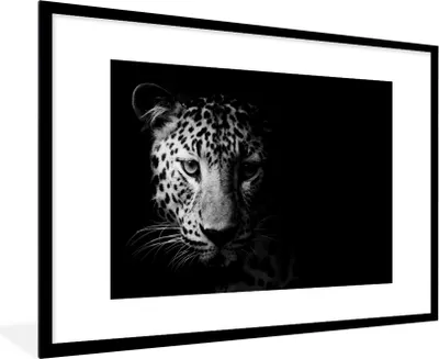 Produktbild von MuchoWow® Gerahmtes Poster Panther - Wildtiere - Schwarz und weiß - Tiere 90x60 cm - Poster mit Schwarzem Bilderrahmen Wandposter Rahmen Foto Bilder - Wanddekoration - Fotos