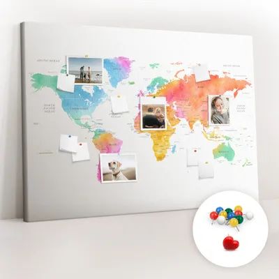 Obrázek produktu pro Korková nástěnka s kolíčky - Tabule s kolíky pro fotografie a poznámky - 140x100 cm - Připínáčky barevné 100 kusů - Akvarelová mapa světa