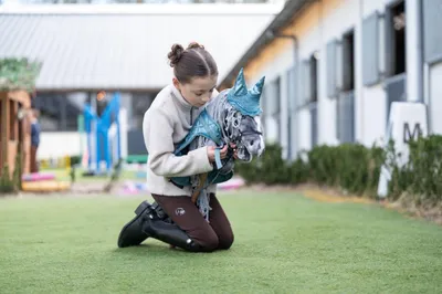 Image de Bonnet turquoise pour hobby horse