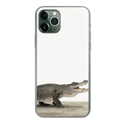 Produktbild von MuchoWow® Handyhülle Schutzhülle Hülle für iPhone 11 Pro Kinder - Krokodil - Junge - Kinder - Mädchen Silikon Softcase Handy Hülle - Handy
