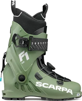 Skischuh "Taiss Pro IN Hooded Jacket Women" von Scarpa in grün; seitliche Ansicht; mit Schnallen und Riemen.
