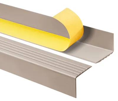 Obrázek produktu pro QUEST Schodová lišta PVC 50x42 mm, 0.9m, Samolepicí, Protiskluzová schodová hrana, schodový profil, ochrana schodů, RGP, béžová