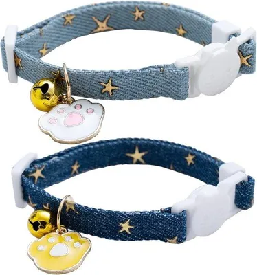 Productafbeelding van Kattenhalsband - Jeansmodel - met bolletjesbedel - Kattenhalsband - Blauw - voor poezen en katerkatten - met sterrenprint