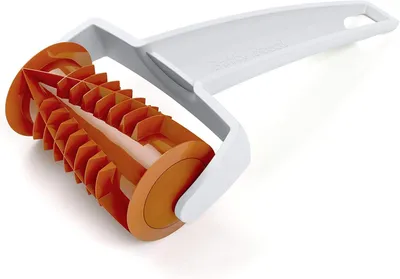 Immagine prodotto di Betty Bossi Christmas Roller – Rullo per pasta con motivi natalizi