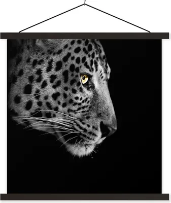 Produktbild von MuchoWow® Textilposter Leopard - Schwarz - Weiß 60x60 cm mit schwarzem Rahmen - Posteraufhänger