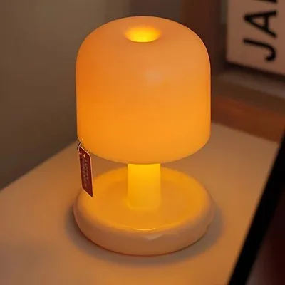 Produktbild von Mini LED-Tischlampe mit Sonnenuntergangsfarbschaltung, tragbar für Camping, kleine Nachttischlampe mit weichem Licht