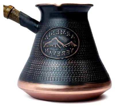 Produktbild von Handgefertigte armenische Kaffeekanne aus Kupfer, 600 ml, mit Holzgriff